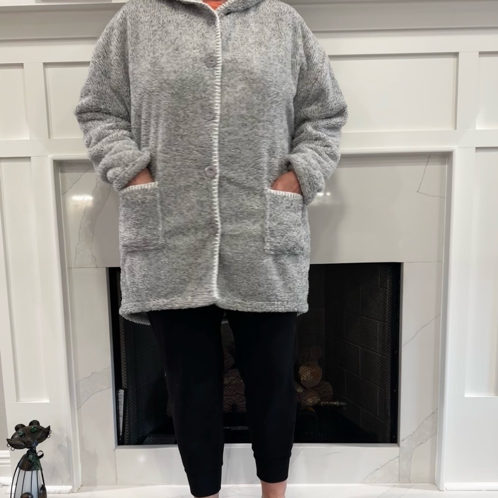 PJ Couture Gray Button up, Hooded Very Soft Robe. Medium length Size L/XL